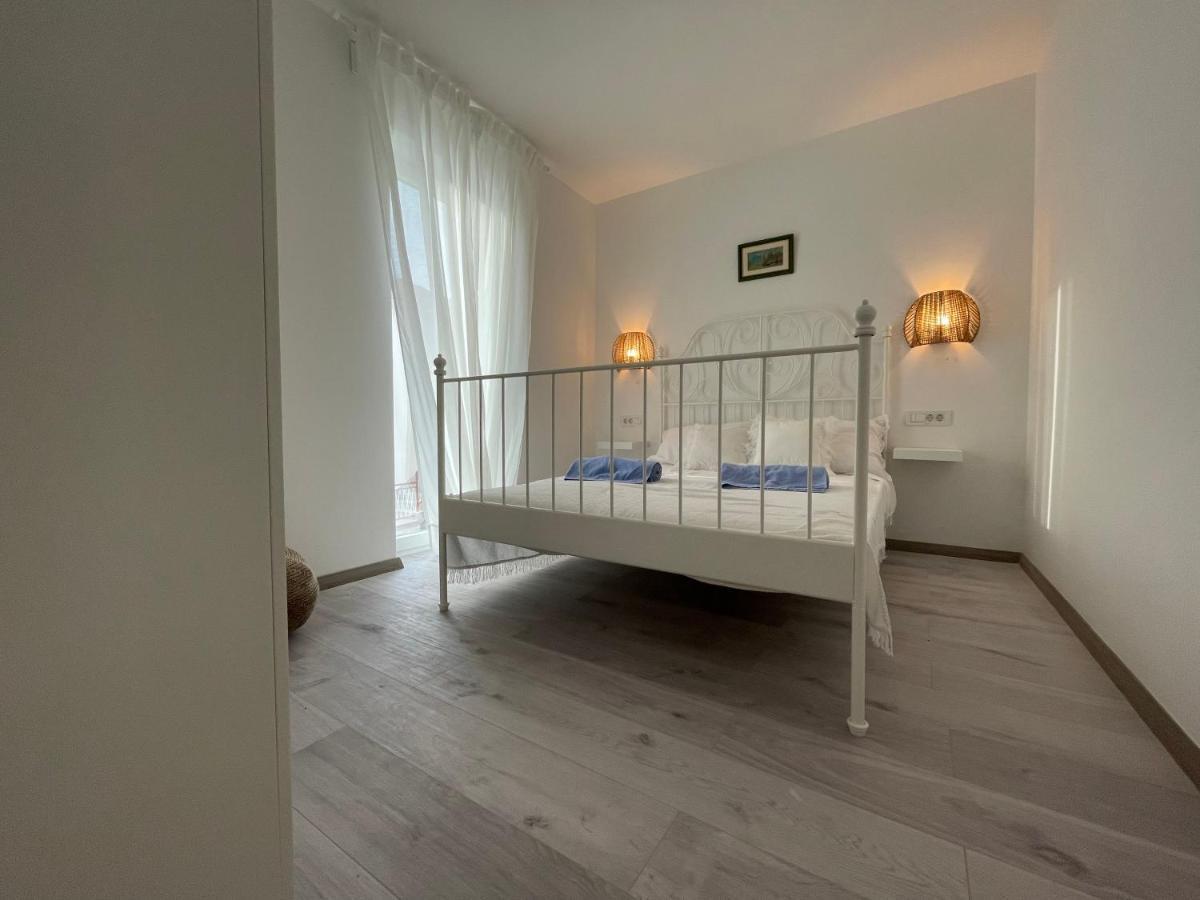 Regina Regina With Swimming Pool Apartment Jezera