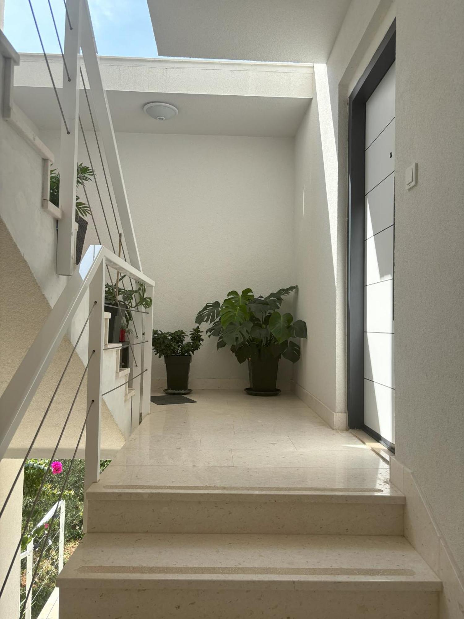 Apartment Regina Regina With Swimming Pool Jezera