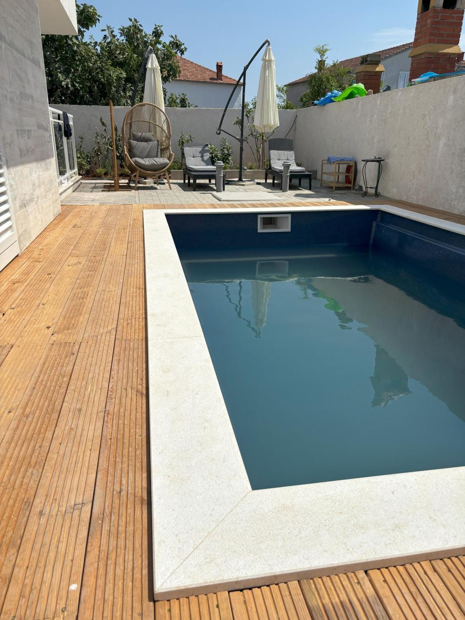 Regina Regina With Swimming Pool Apartment *